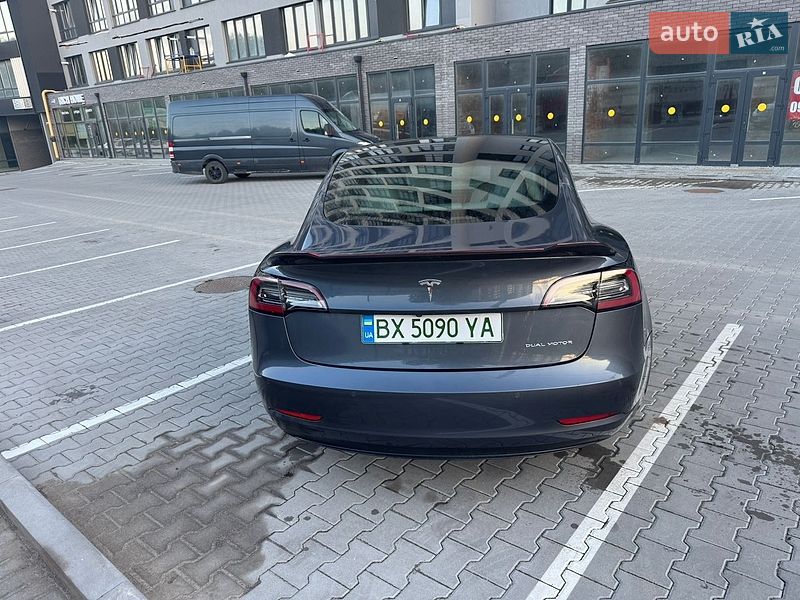 Седан Tesla Model 3 2020 в Хмельницькому