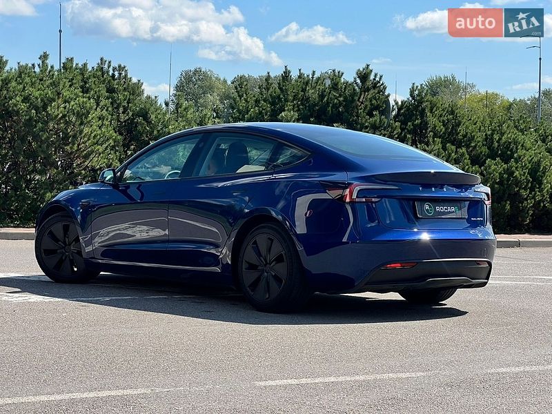 Седан Tesla Model 3 2024 в Киеве фото 19 Седан Tesla Model 3 2024 в Киеве