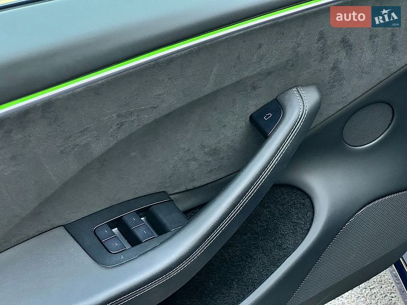 Седан Tesla Model 3 2024 в Киеве фото 28 Седан Tesla Model 3 2024 в Киеве