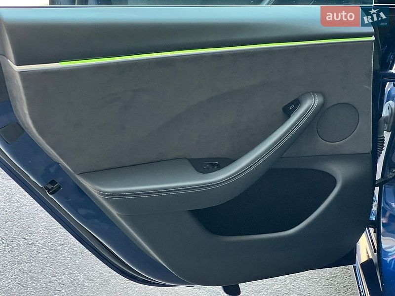 Седан Tesla Model 3 2024 в Киеве фото 33 Седан Tesla Model 3 2024 в Киеве