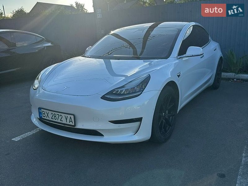Tesla Model 3 2018