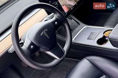 Седан Tesla Model 3 2021 в Одесі