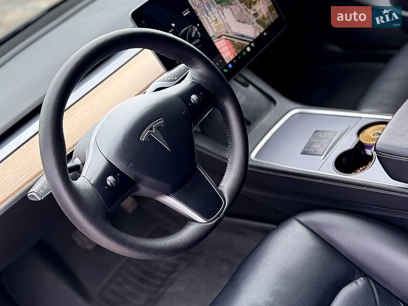 Седан Tesla Model 3 2021 в Одесі
