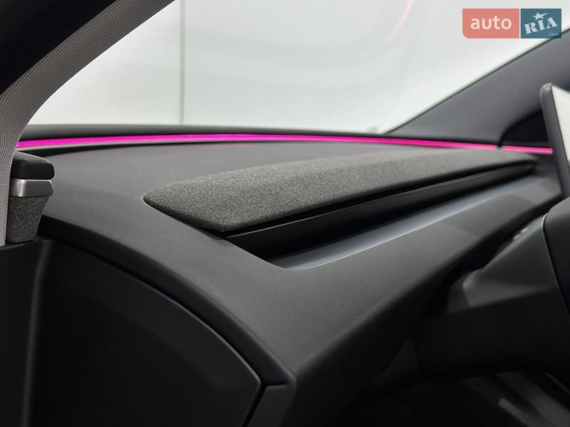 Седан Tesla Model 3 2024 в Одессе