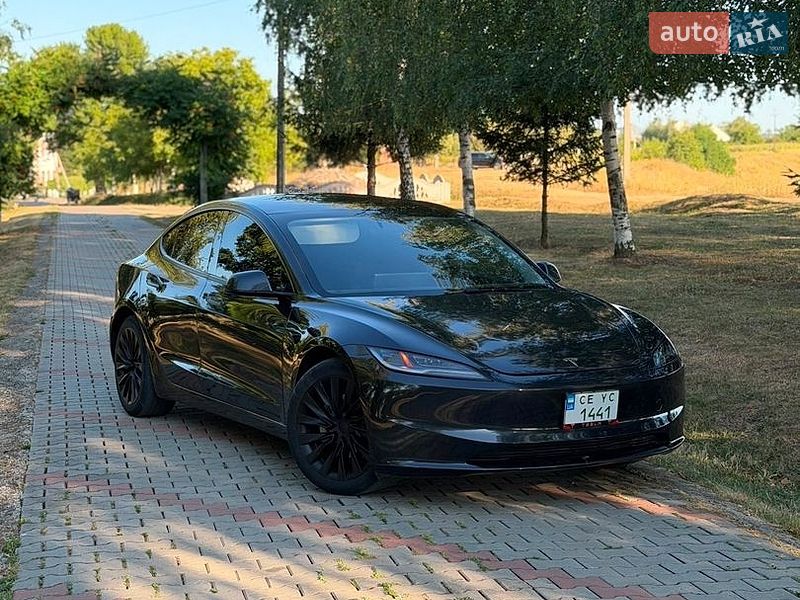 Седан Tesla Model 3 2024 в Черновцах фото Седан Tesla Model 3 2024 в Черновцах