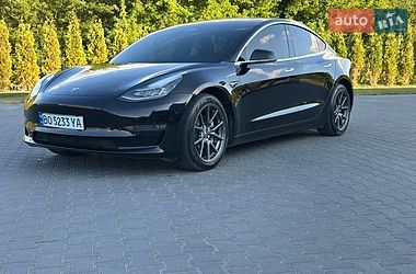 Седан Tesla Model 3 2019 в Тернополе