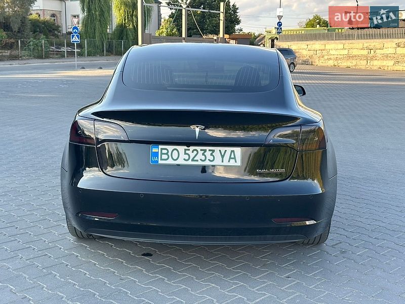 Седан Tesla Model 3 2019 в Тернополе