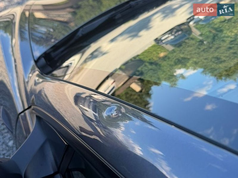 Седан Tesla Model 3 2022 в Львове
