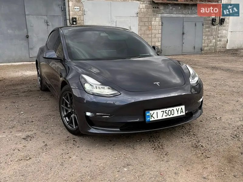 Tesla Model 3