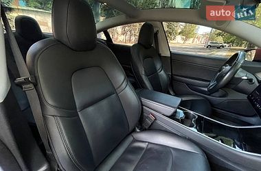 Седан Tesla Model 3 2018 в Миколаєві