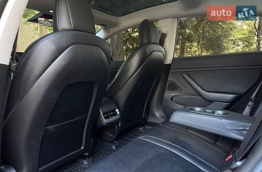 Седан Tesla Model 3 2018 в Николаеве