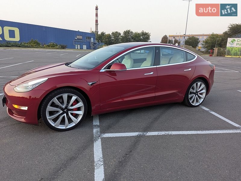 Tesla Model 3 2018