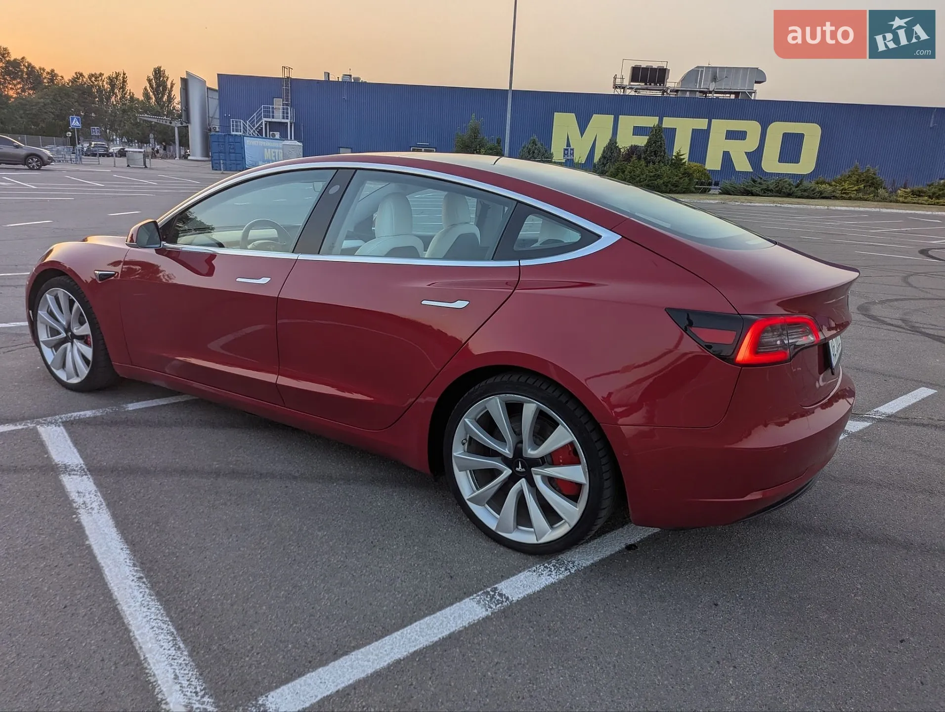 2018 Tesla Model 3 - мініатюра 3