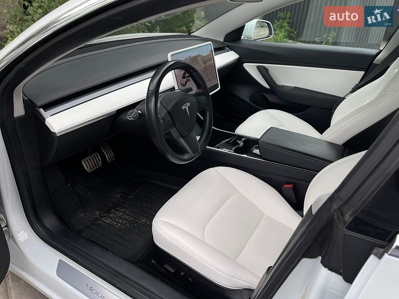 Седан Tesla Model 3 2018 в Ровно фото 20 Седан Tesla Model 3 2018 в Ровно
