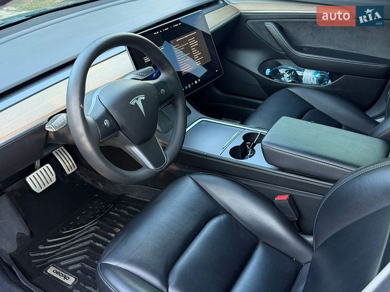 Седан Tesla Model 3 2021 в Борисполі