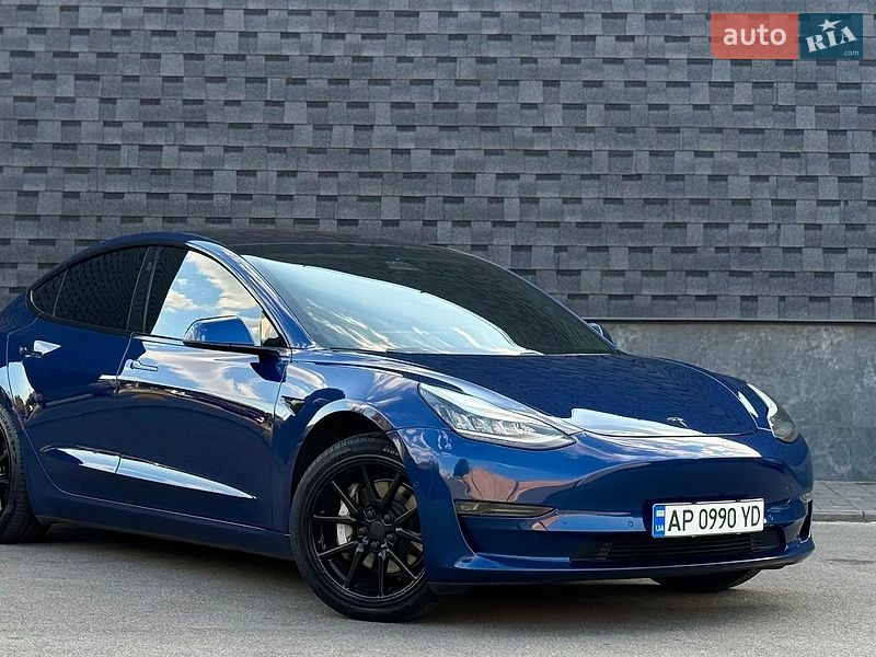 Седан Tesla Model 3 2019 в Запоріжжі