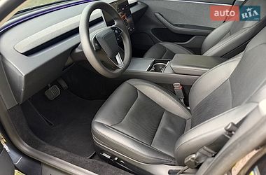 Седан Tesla Model 3 2024 в Коломые