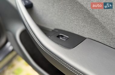 Седан Tesla Model 3 2024 в Коломые