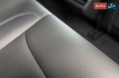 Седан Tesla Model 3 2024 в Коломые