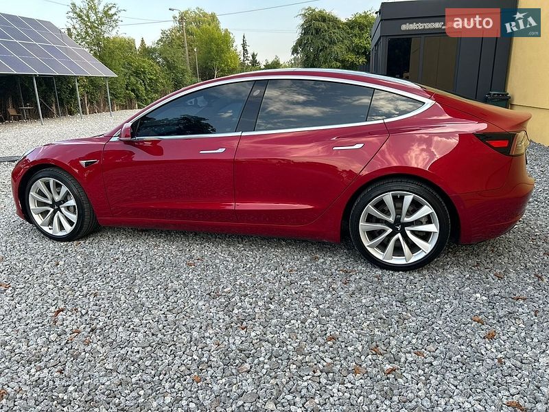 Седан Tesla Model 3 2019 в Самборі фото 19 Седан Tesla Model 3 2019 в Самборі