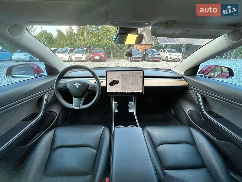 Седан Tesla Model 3 2019 в Самборі фото 28 Седан Tesla Model 3 2019 в Самборі
