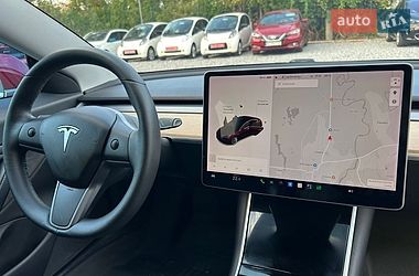 Седан Tesla Model 3 2019 в Самборі фото 30 Седан Tesla Model 3 2019 в Самборі