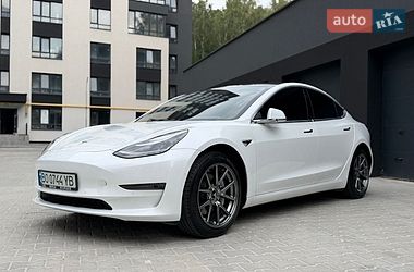 Седан Tesla Model 3 2018 в Тернополі