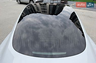 Седан Tesla Model 3 2018 в Тернополе