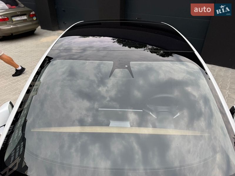 Седан Tesla Model 3 2018 в Тернополі
