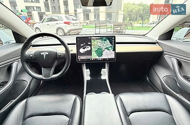 Седан Tesla Model 3 2018 в Тернополі