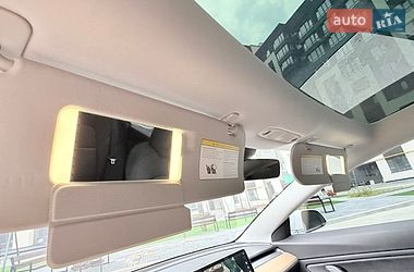 Седан Tesla Model 3 2018 в Тернополі