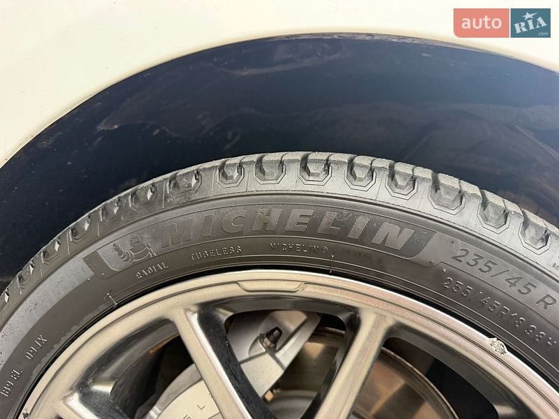 Седан Tesla Model 3 2018 в Тернополі
