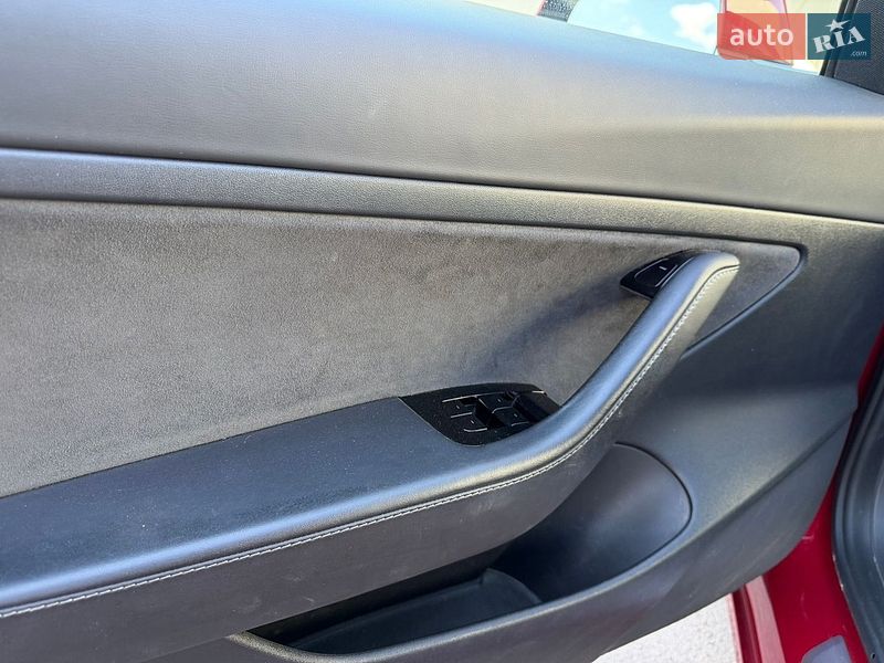 Седан Tesla Model 3 2020 в Кременчуге фото 12 Седан Tesla Model 3 2020 в Кременчуге