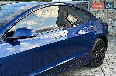 Седан Tesla Model 3 2019 в Стрые