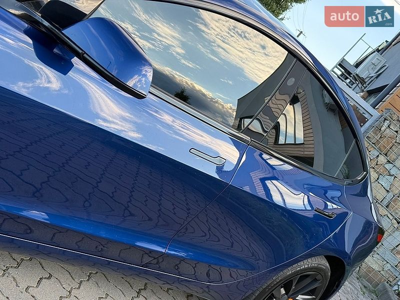 Седан Tesla Model 3 2019 в Стрые
