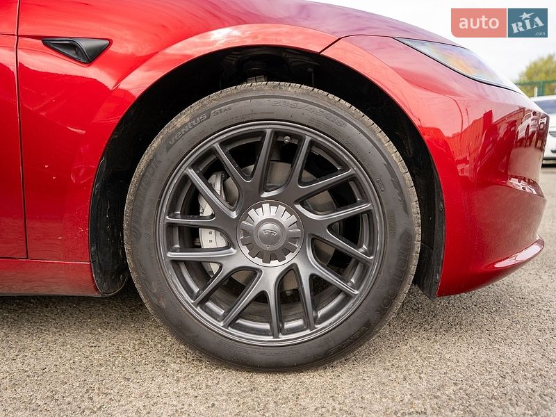 Седан Tesla Model 3 2024 в Києві фото 6 Седан Tesla Model 3 2024 в Києві