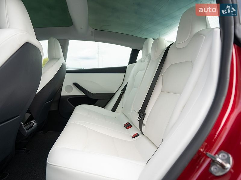 Седан Tesla Model 3 2024 в Києві фото 23 Седан Tesla Model 3 2024 в Києві