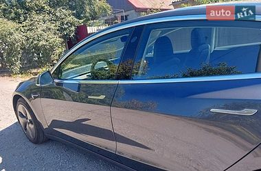 Седан Tesla Model 3 2019 в Кропивницькому