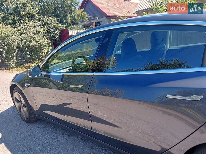 Седан Tesla Model 3 2019 в Кропивницькому