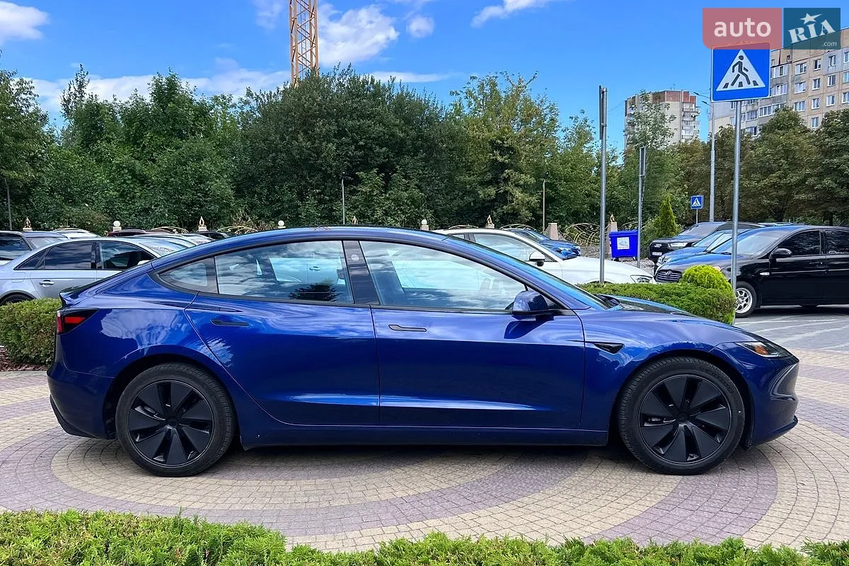 2024 Tesla Model 3 - мініатюра 8
