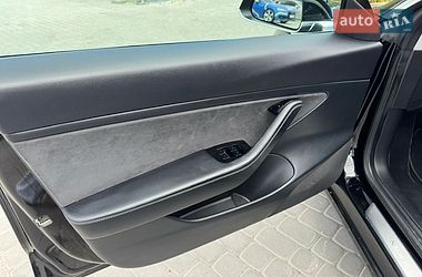 Седан Tesla Model 3 2020 в Львові фото 16 Седан Tesla Model 3 2020 в Львові