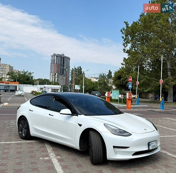 Tesla Model 3 2021 Tesla Model 3 2021