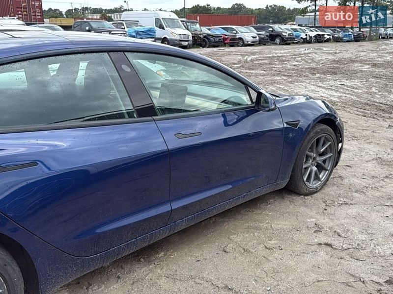 Седан Tesla Model 3 2022 в Ставище