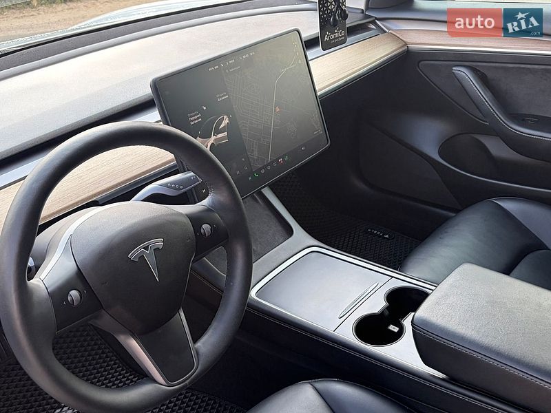 Седан Tesla Model 3 2021 в Софіївській Борщагівці