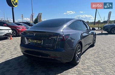 Седан Tesla Model 3 2022 в Мукачевому