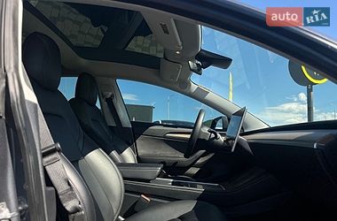 Седан Tesla Model 3 2022 в Мукачевому