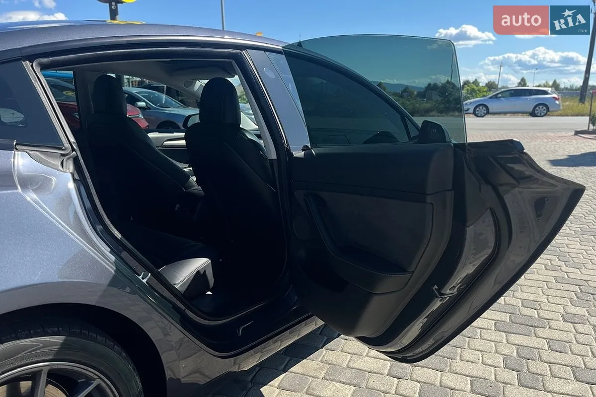 2022 Tesla Model 3 - мініатюра 31