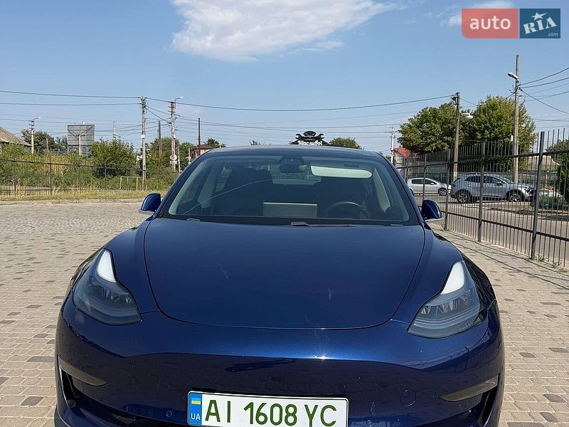 Tesla Model 3 2019 Tesla Model 3 2019