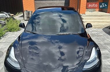 Седан Tesla Model 3 2018 в Києві