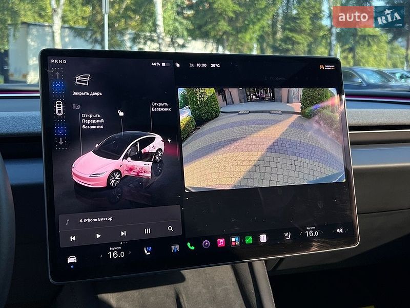 Седан Tesla Model 3 2025 в Львове